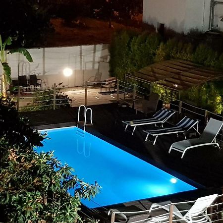Il Giardino Di Flora Con Piscina Hotel Lecce Bagian luar foto