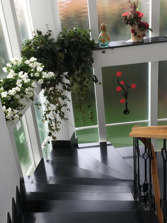 Il Giardino Di Flora Con Piscina Hotel Lecce Bagian luar foto